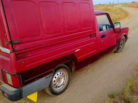 ІЖ 27175 2006 у Новой Одессе на Automoto.ua Червоний ІЖ 27175, об'ємом двигуна 1.3 л та пробігом 39 тис. км за 1200 $, фото 1 на Automoto.ua
