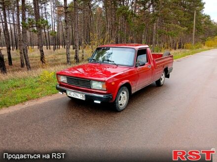 Красный ИЖ 27175, объемом двигателя 1.6 л и пробегом 165 тыс. км за 1100 $, фото 1 на Automoto.ua