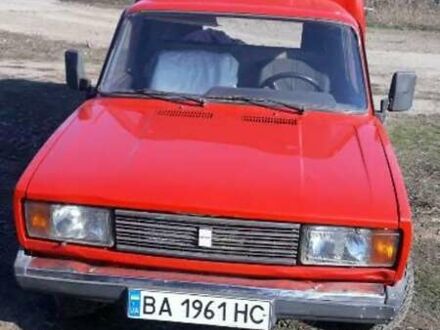 ИЖ 27175 2008 в Александрие на Automoto.ua Красный ИЖ 27175, объемом двигателя 1.57 л и пробегом 10 тыс. км за 1500 $, фото 1 на Automoto.ua