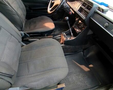 Синий ИЖ 27175, объемом двигателя 1.6 л и пробегом 0 тыс. км за 2000 $, фото 6 на Automoto.ua