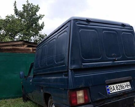 Зеленый ИЖ 27175, объемом двигателя 1.6 л и пробегом 100 тыс. км за 1500 $, фото 1 на Automoto.ua