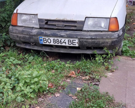 Білий ІЖ 2717 Ода, об'ємом двигуна 1.6 л та пробігом 120 тис. км за 483 $, фото 2 на Automoto.ua