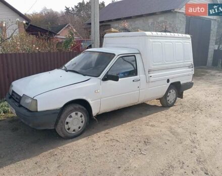 Білий ІЖ 2717 Ода, об'ємом двигуна 1.57 л та пробігом 158 тис. км за 950 $, фото 11 на Automoto.ua