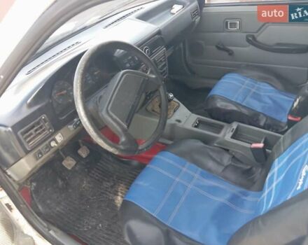 Білий ІЖ 2717 Ода, об'ємом двигуна 1.57 л та пробігом 158 тис. км за 950 $, фото 5 на Automoto.ua