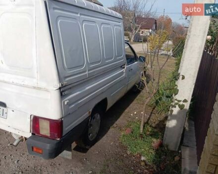 Білий ІЖ 2717 Ода, об'ємом двигуна 1.57 л та пробігом 158 тис. км за 950 $, фото 12 на Automoto.ua