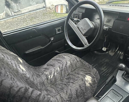 Фіолетовий ІЖ 2717 Ода, об'ємом двигуна 1.57 л та пробігом 150 тис. км за 1300 $, фото 6 на Automoto.ua