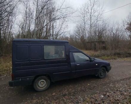 Фиолетовый ИЖ 2717 Ода, объемом двигателя 1.57 л и пробегом 200 тыс. км за 700 $, фото 5 на Automoto.ua