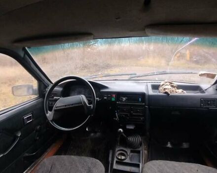 Фиолетовый ИЖ 2717 Ода, объемом двигателя 1.57 л и пробегом 200 тыс. км за 700 $, фото 7 на Automoto.ua