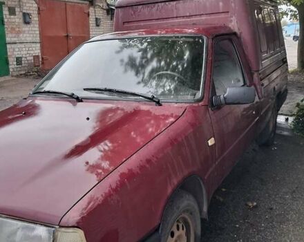 Красный ИЖ 2717 Ода, объемом двигателя 1.6 л и пробегом 80 тыс. км за 950 $, фото 6 на Automoto.ua