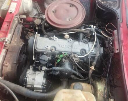 Красный ИЖ 2717 Ода, объемом двигателя 2 л и пробегом 100 тыс. км за 1200 $, фото 13 на Automoto.ua