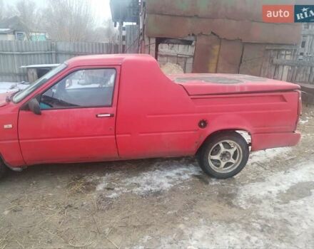 Красный ИЖ 2717 Ода, объемом двигателя 2 л и пробегом 100 тыс. км за 1200 $, фото 5 на Automoto.ua