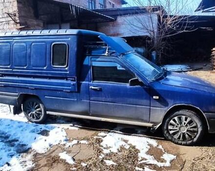 Синий ИЖ 2717 Ода, объемом двигателя 0 л и пробегом 250 тыс. км за 1400 $, фото 4 на Automoto.ua