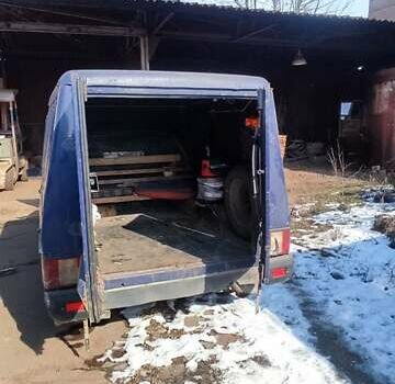 Синий ИЖ 2717 Ода, объемом двигателя 0 л и пробегом 250 тыс. км за 1400 $, фото 6 на Automoto.ua