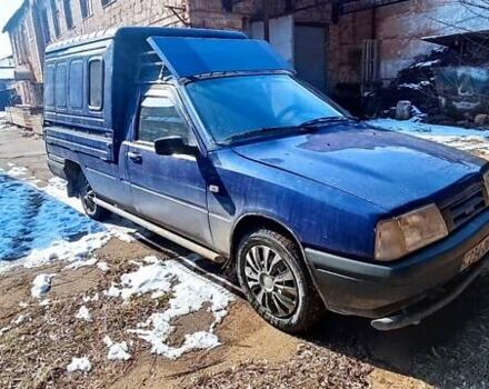 Синий ИЖ 2717 Ода, объемом двигателя 0 л и пробегом 250 тыс. км за 1400 $, фото 9 на Automoto.ua