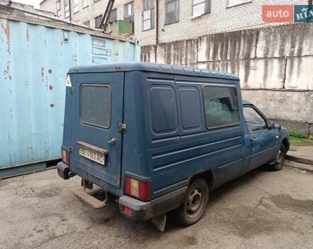 Синий ИЖ 2717 Ода, объемом двигателя 1.57 л и пробегом 350 тыс. км за 970 $, фото 13 на Automoto.ua