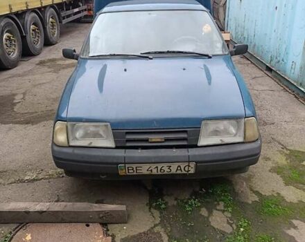 Синий ИЖ 2717 Ода, объемом двигателя 1.57 л и пробегом 350 тыс. км за 970 $, фото 11 на Automoto.ua