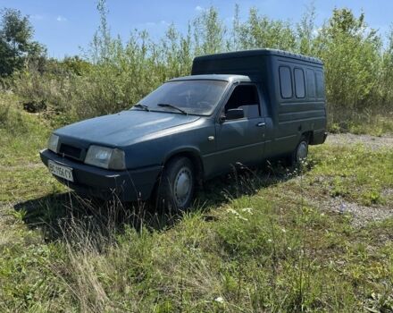 Зелений ІЖ 2717 Ода, об'ємом двигуна 1.6 л та пробігом 250 тис. км за 1200 $, фото 3 на Automoto.ua