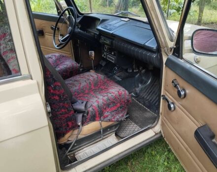 Бежевый ИЖ 412 ИЭ, объемом двигателя 1.5 л и пробегом 382 тыс. км за 600 $, фото 10 на Automoto.ua