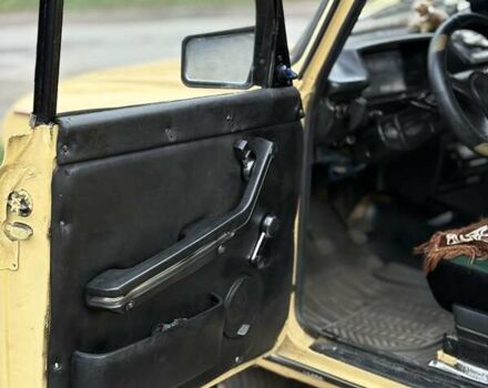 Бежевый ИЖ 412 ИЭ, объемом двигателя 1.5 л и пробегом 325 тыс. км за 500 $, фото 35 на Automoto.ua