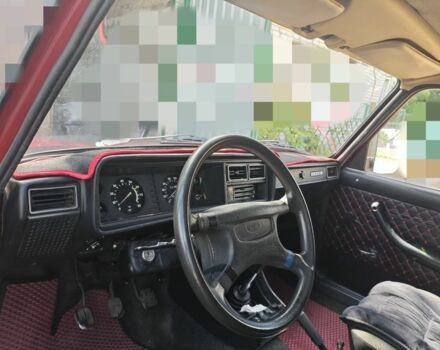 ИЖ Другая 2007 в Изюме на Automoto.ua Красный ИЖ Другая, объемом двигателя 1.6 л и пробегом 70 тыс. км за 954 $, фото 6 на Automoto.ua