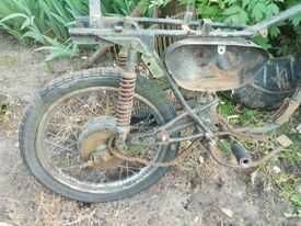 ИЖ Другая, объемом двигателя 0.35 л и пробегом 0 тыс. км за 120 $, фото 10 на Automoto.ua