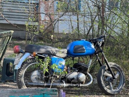 ІЖ Інша 1982 у Великом Бурлуке на Automoto.ua ІЖ Інша, об'ємом двигуна 0.38 л та пробігом 0 тис. км за 13000 $, фото 1 на Automoto.ua