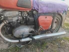 ИЖ Другая 1989 в Шполе на Automoto.ua ИЖ Другая, объемом двигателя 0.35 л и пробегом 0 тыс. км за 6500 $, фото 1 на Automoto.ua