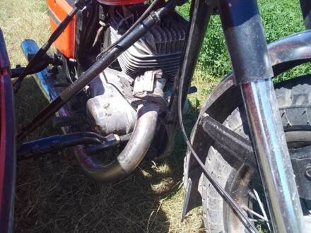 ИЖ Другая 1995 в Тернополе на Automoto.ua ИЖ Другая, объемом двигателя 0.35 л и пробегом 0 тыс. км за 350 $, фото 1 на Automoto.ua