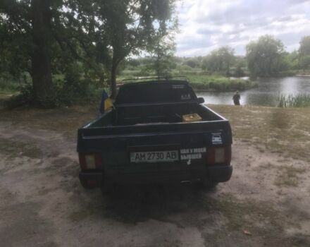 Зеленый ИЖ Другая, объемом двигателя 1.6 л и пробегом 200 тыс. км за 800 $, фото 2 на Automoto.ua