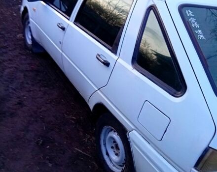 Білий ІЖ Ода, об'ємом двигуна 1.6 л та пробігом 170 тис. км за 570 $, фото 4 на Automoto.ua