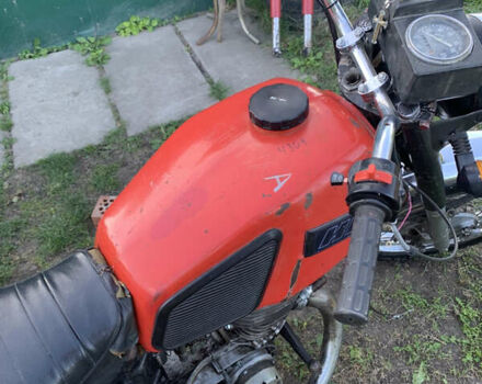 ІЖ Планєта 4 1987 у Куликовке на Automoto.ua Червоний ІЖ Планєта 4, об'ємом двигуна 0.35 л та пробігом 200 тис. км за 6500 $, фото 4 на Automoto.ua