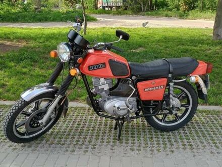 ИЖ Планета 5 1988 в Львове на Automoto.ua Красный ИЖ Планета 5, объемом двигателя 0.35 л и пробегом 8 тыс. км за 2500 $, фото 1 на Automoto.ua