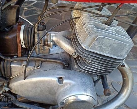 ИЖ Юпитер 5 1985 в Виннице на Automoto.ua Красный ИЖ Юпитер 5, объемом двигателя 0.34 л и пробегом 10 тыс. км за 500 $, фото 3 на Automoto.ua