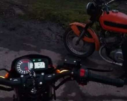 ИЖ Юпитер 5 1985 в Новоукраинке на Automoto.ua Оранжевый ИЖ Юпитер 5, объемом двигателя 0 л и пробегом 74 тыс. км за 240 $, фото 1 на Automoto.ua