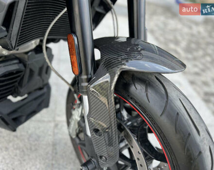 Красный Индиан FTR 1200, объемом двигателя 1.2 л и пробегом 1 тыс. км за 16000 $, фото 7 на Automoto.ua