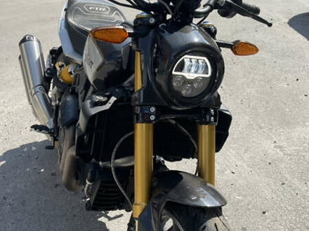 Серый Индиан FTR 1200, объемом двигателя 1.2 л и пробегом 4 тыс. км за 15000 $, фото 1 на Automoto.ua