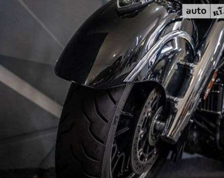 Черный Индиан Roadmaster, объемом двигателя 1.81 л и пробегом 22 тыс. км за 28300 $, фото 19 на Automoto.ua