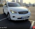 Білий Інфініті ЕК, об'ємом двигуна 3.5 л та пробігом 101 тис. км за 13000 $, фото 2 на Automoto.ua