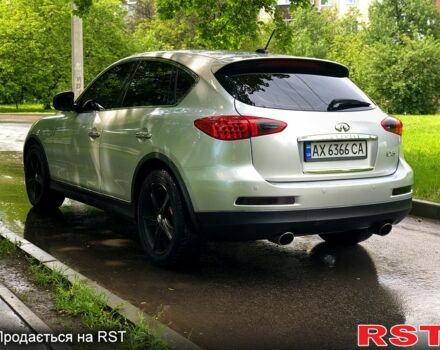 Серый Инфинити ЕК, объемом двигателя 3.5 л и пробегом 128 тыс. км за 10999 $, фото 5 на Automoto.ua