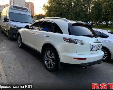 Белый Инфинити ФХ, объемом двигателя 3.5 л и пробегом 280 тыс. км за 9850 $, фото 3 на Automoto.ua