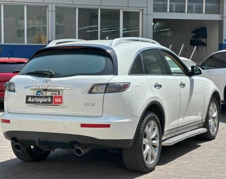 Белый Инфинити ФХ, объемом двигателя 3.5 л и пробегом 323 тыс. км за 6790 $, фото 4 на Automoto.ua