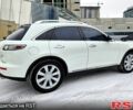 Белый Инфинити ФХ, объемом двигателя 3.5 л и пробегом 193 тыс. км за 12500 $, фото 4 на Automoto.ua