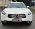 Белый Инфинити ФХ, объемом двигателя 3 л и пробегом 207 тыс. км за 13990 $, фото 2 на Automoto.ua