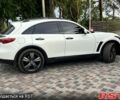 Белый Инфинити ФХ, объемом двигателя 3.7 л и пробегом 270 тыс. км за 17200 $, фото 3 на Automoto.ua