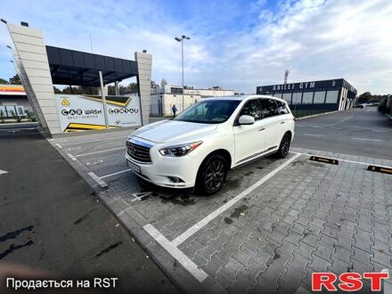 Белый Инфинити ФХ, объемом двигателя 3.5 л и пробегом 140 тыс. км за 18000 $, фото 1 на Automoto.ua