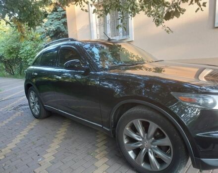 Черный Инфинити ФХ, объемом двигателя 3.5 л и пробегом 172 тыс. км за 9500 $, фото 1 на Automoto.ua