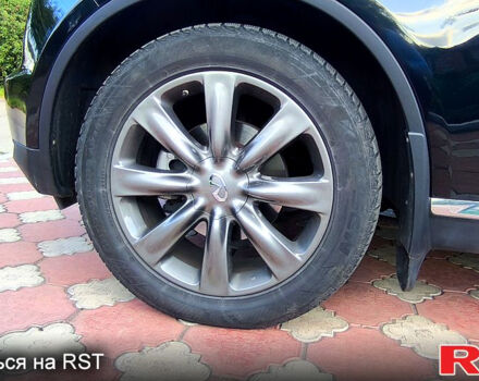 Черный Инфинити ФХ, объемом двигателя 3.5 л и пробегом 225 тыс. км за 10499 $, фото 11 на Automoto.ua