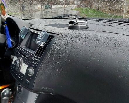 Черный Инфинити ФХ, объемом двигателя 3.5 л и пробегом 0 тыс. км за 10300 $, фото 7 на Automoto.ua