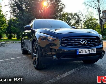 Черный Инфинити ФХ, объемом двигателя 3.5 л и пробегом 190 тыс. км за 14900 $, фото 2 на Automoto.ua