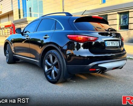 Черный Инфинити ФХ, объемом двигателя 3.5 л и пробегом 190 тыс. км за 14900 $, фото 6 на Automoto.ua